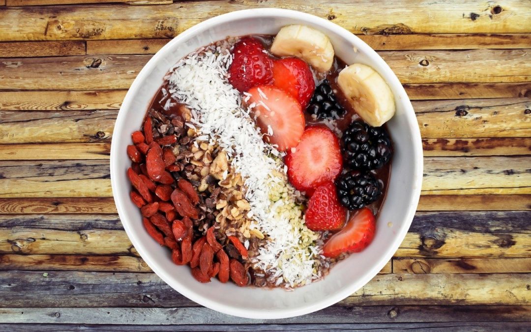 Taza de Frutas con chocoleche